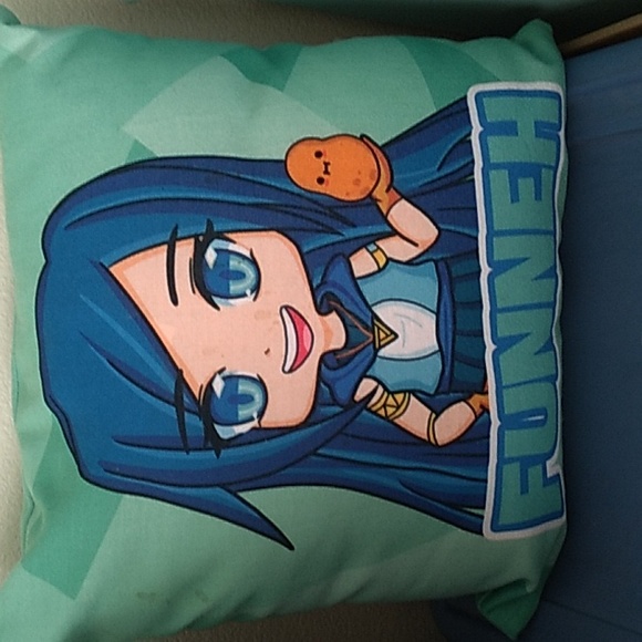 It's Funneh Anime Funneh and the Krew Pillow Cover Approx 17x17 - Picture 2 of 4